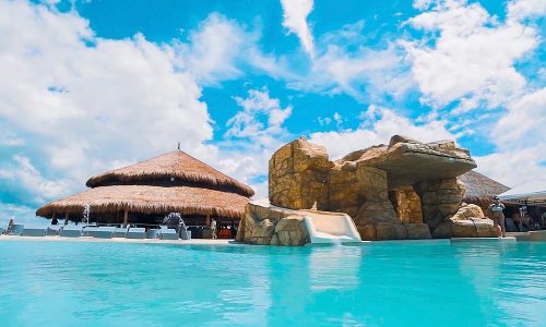 hotel-on-vacation-wayira